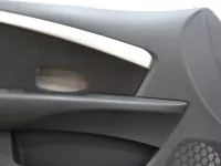 Комплект обшивок двери на Nissan Almera G15 — фото 9
