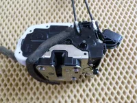 Замок двери задней левой на Nissan Almera G15 — фото 8
