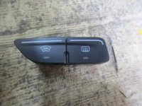 Кнопка обогрева переднего и заднего стекла на Ford Focus III — фото 1
