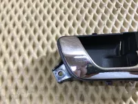 Ручка двери передней внутренняя правая на Mitsubishi Pajero V90 — фото 3