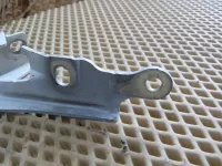 Петля капота на Mitsubishi Pajero V90 — фото 6
