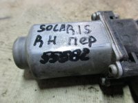 Моторчик стеклоподъемника передний правый на Hyundai Solaris — фото 4
