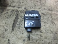 Кнопка корректора фар на Nissan Almera G15 — фото 2