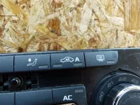 Блок управления климатической установкой на Skoda Octavia A5 — фото 6
