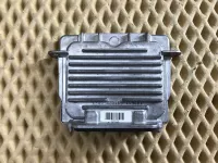 Блок ксеноновой лампы Ford C-MAX 2010-2019 Ford Grand C-MAX 2010-2019 Ford Kuga 2012-2019 Jaguar F-TYPE 2013-2024 Jaguar XJ 2009-2019 Jeep Grand Cherokee (WK2) 2010-2022 Land Rover Discovery IV 2009-2016 Land Rover Range Rover IV 2013-2022 Land Rover Range Rover Sport 2005-2012 Maserati Levante 2016> Maserati Quattroporte 2012-2024 Volvo S60 2010-2018 Volvo V60 2011-2018 Volvo XC60 2008-2017 (LR014114 C2D5271 89089352) — фото 1