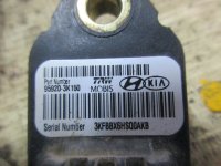 Датчик AIR BAG на Kia Cerato TD — фото 3