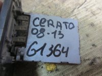Резистор отопителя на Kia Cerato TD — фото 5