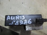 Блок управления вентилятором на Toyota Auris E150 — фото 4