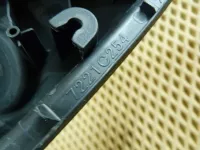 Уголок двери передней правой внутренний на Mitsubishi ASX — фото 9