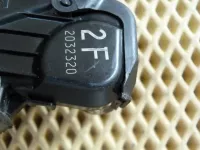 Замок двери передней правой на Toyota Corolla E150 — фото 9