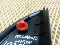 Уголок двери передней правой внутренний на Renault Megane — фото 10