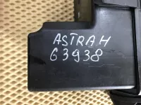 Коллектор впускной на Opel Astra H — фото 16