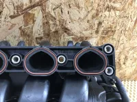 Коллектор впускной на Opel Astra H — фото 12