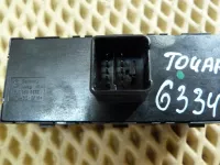 Блок управления стеклоподъемниками на Volkswagen Touareg GP — фото 8