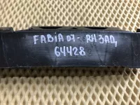 Направляющая заднего бампера правая на Skoda Fabia 5J — фото 10