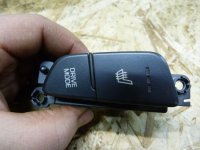 Кнопка обогрева сидений на Hyundai i40 — фото 2