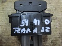 Кнопка обогрева сидений на Nissan Teana J32 — фото 4