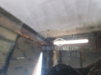 Стекло двери задней левой на Renault Duster — фото 2