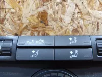 Блок управления климатической установкой на Volkswagen Jetta A5 — фото 6