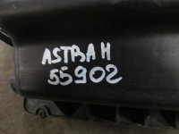 Корпус воздушного фильтра на Opel Astra H — фото 6