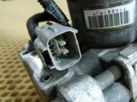 Блок ABS на Toyota Corolla E100 — фото 4