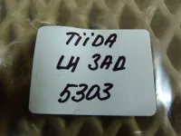 Кнопка стеклоподъемника на Nissan Tiida C11 — фото 5