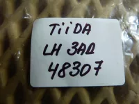 Кнопка стеклоподъемника на Nissan Tiida C11 — фото 6
