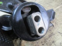 Опора двигателя левая на Hyundai i40 — фото 4