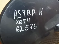 Лючок бензобака на Opel Astra H — фото 11