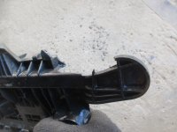 Крепление АКБ на Volkswagen Jetta A5 — фото 4
