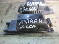 Фонарь подсветки номера на Opel Astra H — фото 4