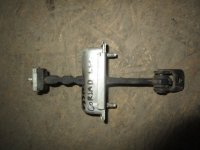 Ограничитель двери передней левой Opel Corsa D 2006-2015 (ПЕРЕДНИЙ 3 ДВЕРИ 13242975 5160259) — фото 1