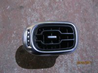 Дефлектор воздушный Citroen C3 Picasso 2008-2017 (9682570377) — фото 1