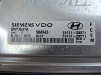 Блок управления двигателем на Hyundai Tucson JM — фото 9