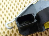 Замок двери задней левой на Opel Astra J — фото 9