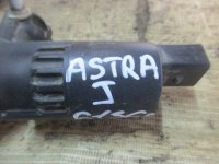 Насос омывателя на Opel Astra J — фото 5