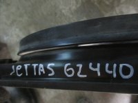 Диффузор в сборе с вентилятором на Volkswagen Jetta A5 — фото 8