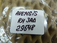 Кнопка стеклоподъемника на Toyota Avensis T250 — фото 4