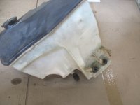 Бачок омывателя на BMW X3 E83 — фото 2