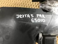 Воздуховод радиатора на Volkswagen Jetta A5 — фото 14