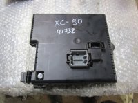 Блок предохранителей Volvo S60 2000-2009,XC90 2002-2015,XC70 Cross Country 2000-2006,S80 1998-2006 (САЛОННЫЙ 30728512) — фото 1