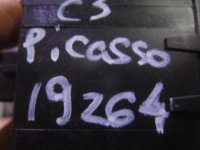 Кнопка корректора фар на Citroen C3 Picasso — фото 3