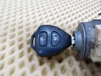 Замок зажигания на Toyota Auris E150 — фото 4