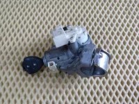 Замок зажигания на Toyota Auris E150 — фото 3