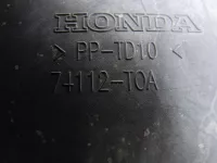 Пыльник двигателя центральный на Honda CR-V RM — фото 13