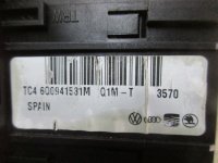 Переключатель света фар на Volkswagen Polo Mk5 — фото 6