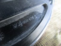 Эмблема на крышку багажника на Volkswagen Jetta A6 — фото 3