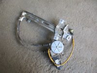 Стеклоподъемник электрический задний левый на Kia Spectra SD — фото 2