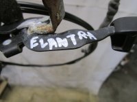 Трос лючка бензобака на Hyundai Elantra HD — фото 5