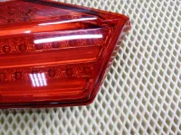 Фонарь задний внутренний левый на Toyota Camry XV50 — фото 6